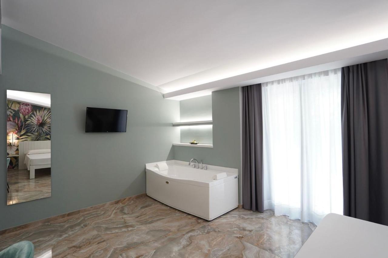 Harmony Tropea Rooms & Suites 外观 照片